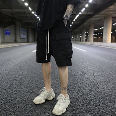 Loose-Fit Cargo Shorts with 3D Cut Pockets