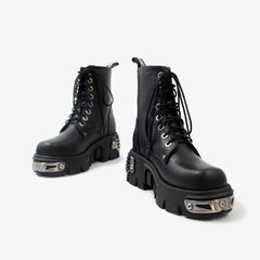 Chunky Sole Motorcycle Boots with Vintage Lace-Up Design