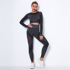 Seamless Knitted Two-Piece Dry Fit Yoga Set