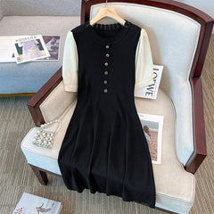 Spliced Knitted Short Sleeve Dress with Wooden Collar