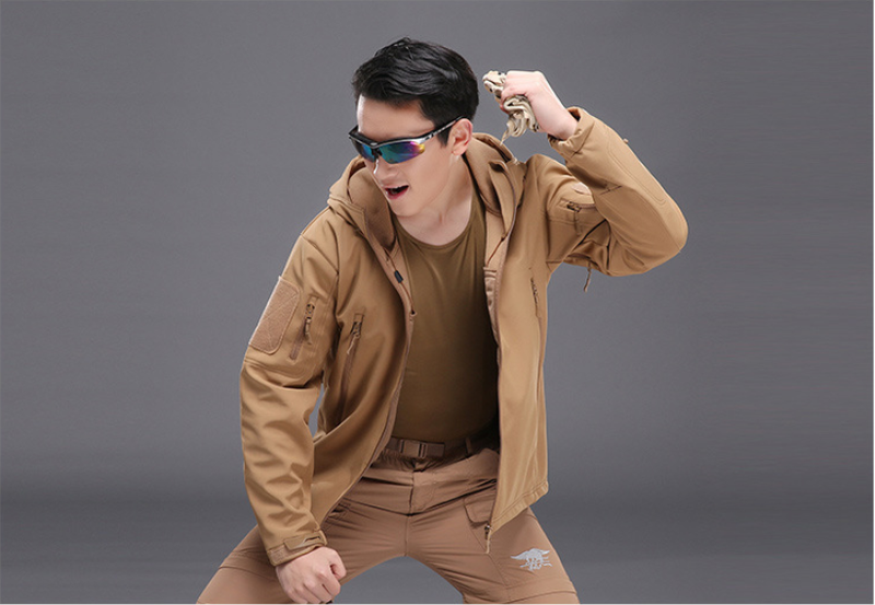 Alaman Element Soft Shell Jacket for Outdoor Activities
