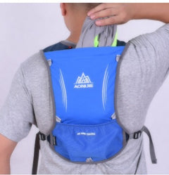 Outdoor Running and Cycling Backpack with 1.5L Hydration