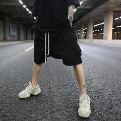Loose-Fit Cargo Shorts with 3D Cut Pockets