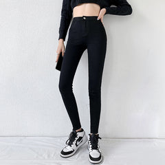 Trendy Slim Women's Jeans for a Fashionable Look