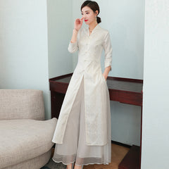 Retro Cotton Linen Qipao Dress with Seven-Point Sleeves