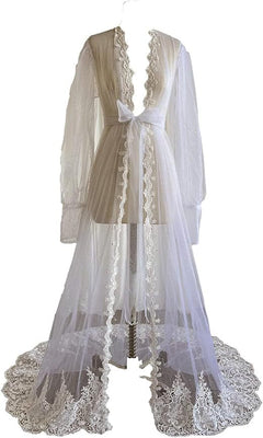 Lace Bridal Robe for Dreamy Wedding Photo Sessions